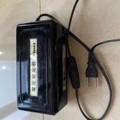 電圧安定器①