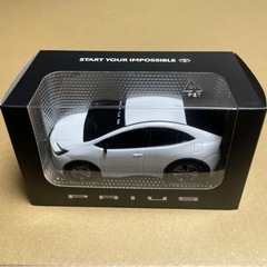 トヨタ　新型プリウス　プルバックカーの画像