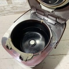 【ご成約済み🐾】Panasonic 5.5合炊き🌟 2019年製⭕️ 炊飯器✨ 配送可能🚚の画像