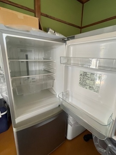 【決まりました】冷蔵庫　パナソニック　2012年　138L グレー