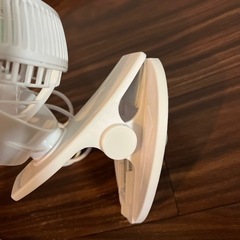 USB卓上扇風機の画像