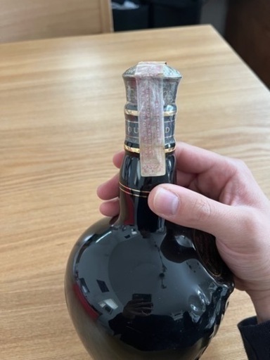 ロイヤルサルート