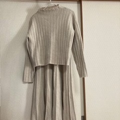 ニットのセットアップ