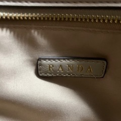 RANDAハンドバッグの画像
