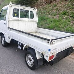 決まりました！サンバートラック　切替4WD・5速　エアコン・パワステ付き　車検満タン令和7年4月まで！の画像
