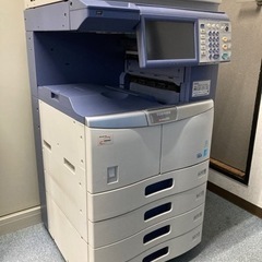 【早い者勝ち】業務用コピー複合機    TOSHIBA E-st...