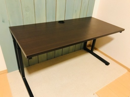サンワダイレクト ローデスク 3段階高さ調整 幅95cm×奥行45cm ケーブル サンワダイレクト ローデスク 3段階高さ調整 幅95cm×奥行45cm ケーブル配線口 タップ受け ブラウン
