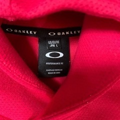 Oakley トレーナーの画像
