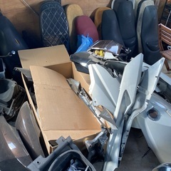 YAMAHA MAXAM ヤマハ マグザムの純正パーツさしあげますm(_ _)mの画像