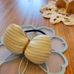 ベージュボーダーのちょうちょゴム②ハンドメイド