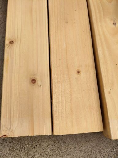 木材　2×4材