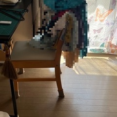 テーブル(1.2m）と椅子の画像