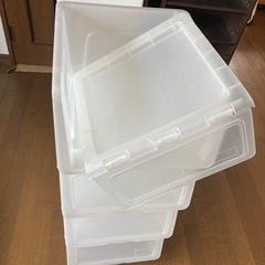 透明ボックス4つセット(決まりました)の画像