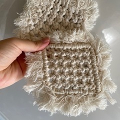 マクラメコースター2つの画像