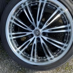 245/45/20 vellfire ,alfard 入りますの画像