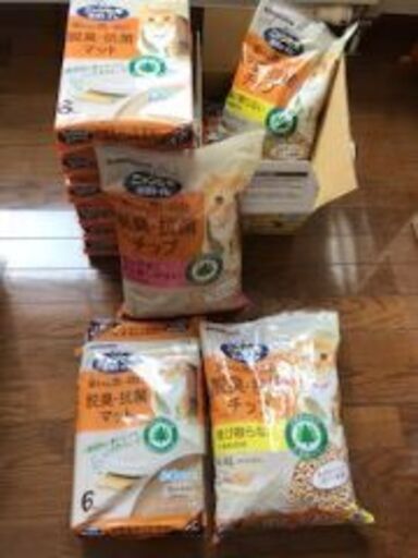 ★花王ニャンとも清潔トイレ脱臭・抗菌マット＆脱臭・抗菌チップ★【マットとチップのおまけ付き】　☆システムトイレ用／猫砂／猫シート／ペット用品