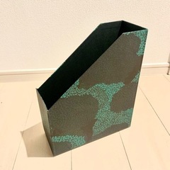 IKEA TJENA マガジンファイル 収納 ファイルボックス ファイルスタンドの画像