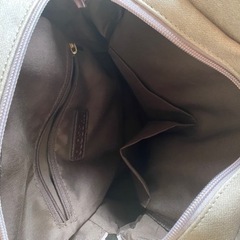 リュック　ベージュの画像