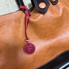 革製 ショルダーバッグ 美品の画像