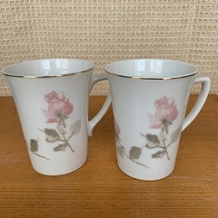 昭和レトロカップペア(口径7､5cm 高さ9cm）