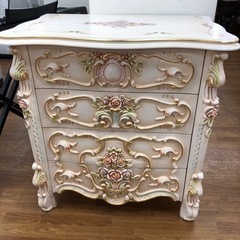 ロココ調4段チェスト売ります！