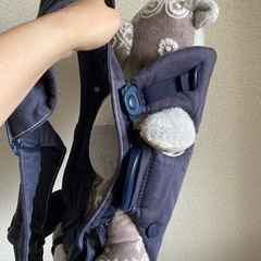 【引き渡しする方決まりました】抱っこ紐2つ⭐️BABY BJORNとApricaの画像