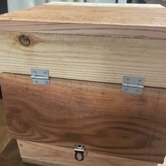 中型インコ(オカメ、ウロコなど)巣箱