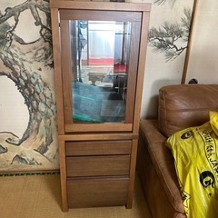 コレクションケース　高さ約138cm 幅約50cm 奥行約40c...
