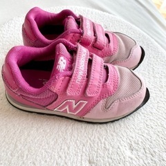 ニューバランス スニーカー ピンク 16cmの画像