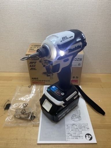 マキタ　TD171D 18V インパクトドライバ　ホワイト