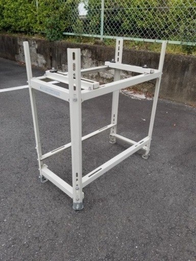 エアコン室外機　架台