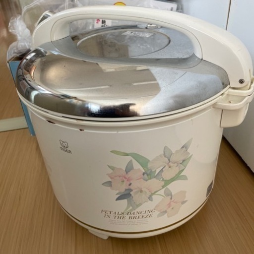 炊飯器・15合炊　TIGER マイコン炊飯ジャー