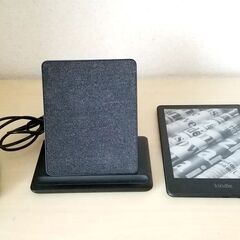 Kindle Paperwhite シグニチャー エディション (32GB)  明るさ自動調節機能付 広告なし ブラック【ワイヤレス充電スタンド付】