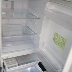 新生活！3か月間保証☆配達有り！17000円(税別）シャープ 137L 2ドア