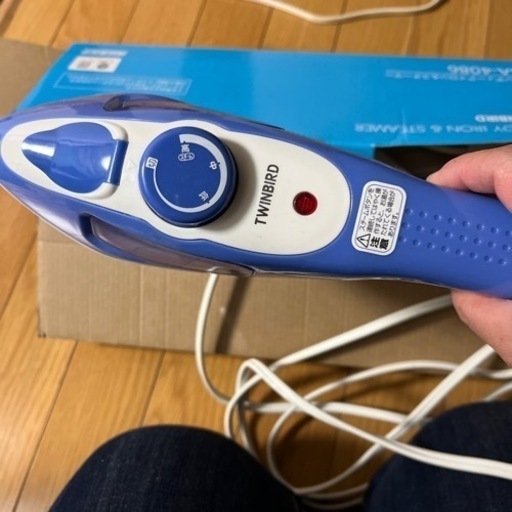 ハンディーアイロン　スチーマー