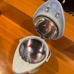 電気保温エアーポットの画像