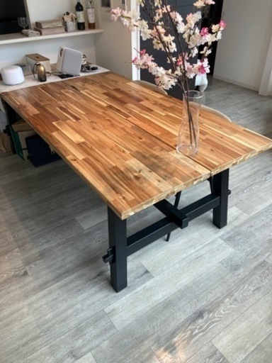 IKEAダイニングテーブル