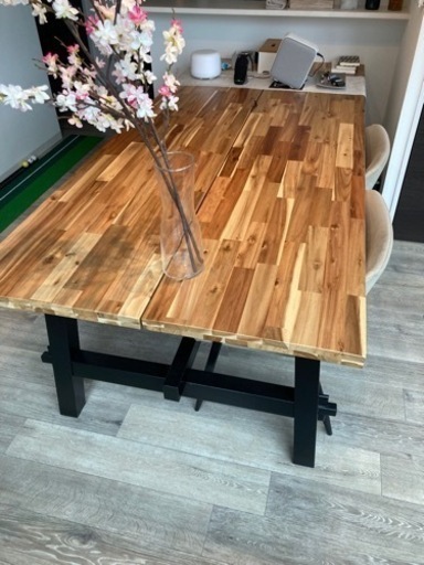 IKEAダイニングテーブル