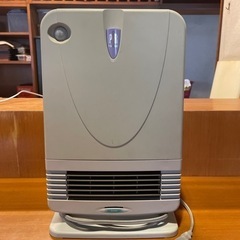 センサー付きファンヒーターの画像