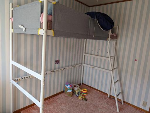 IKEA　ロフトベッド