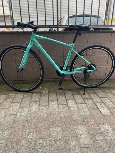 リサイクルショップどりーむ荒田店　No681 エコNo16086X 自転車　クロスバイク　Bianchi　ビアンキ　C-sports１　ギア切り替え３×８段　定価約７万！　状態良好♪　大人気メーカー　定番のチェレステカラー♪
