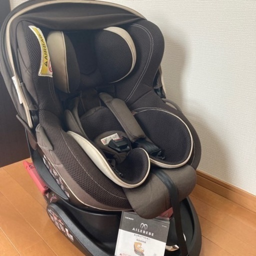 AILEBEBE エールべべ  クルット４Ｓグランス　チャイルドシート　シートベルト固定式