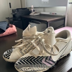 5足で2,000円！サッカートレーニングシューズJr.の画像
