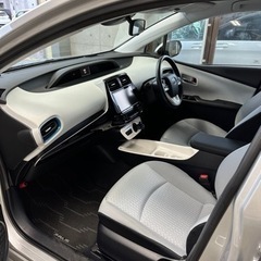 📌自社ローンOK🙆‍♂️ コミコミ乗出し価格👌プリウス❗️A❗️上級グレード❗️低走行車🌟の画像