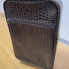 ※決まりました※キャリーバッグ　クロコ型押　ダークブラウン