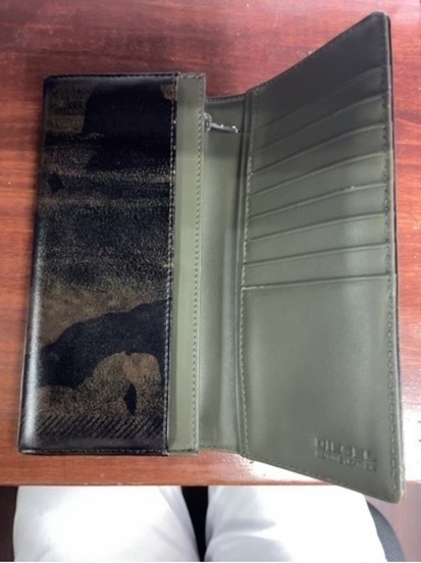 DIESEL ディーゼル　長財布　未使用