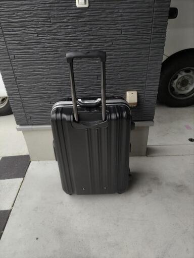 キャリーケース