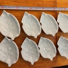 葉型　皿　8枚セット