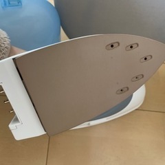 アイロン台・アイロンの画像