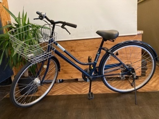 【前後タイヤ・チューブ新品！】LEDオートライト　6段変速　26インチ自転車　ネイビー